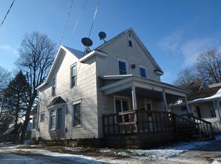109 W Stoddard St, Charlotte, MI 48813