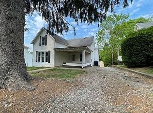 19 Maple St, Athens, OH 45701