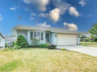 4405 Prairieview Dr, Madison, WI 53704