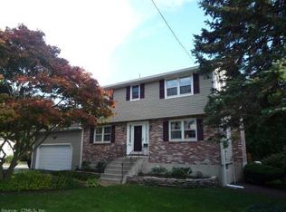 118 Gardner Ave, New London, CT 06320