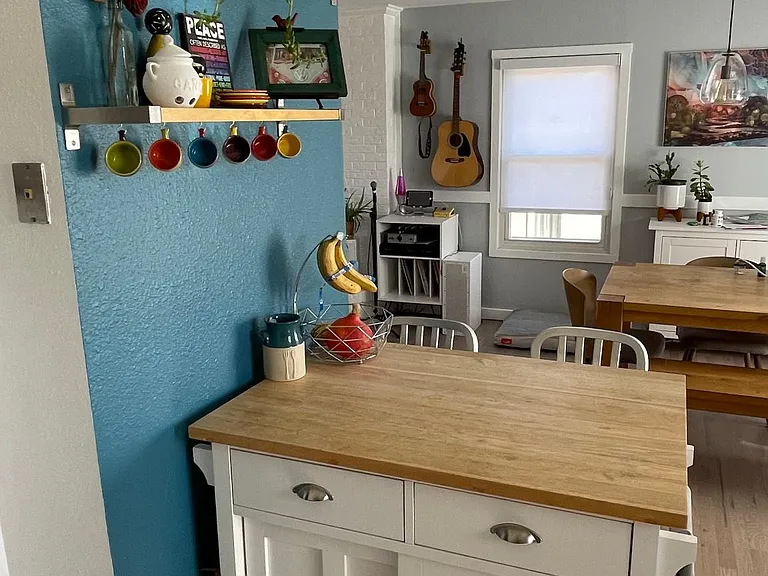 1025 Sparta Dr — Photo 5