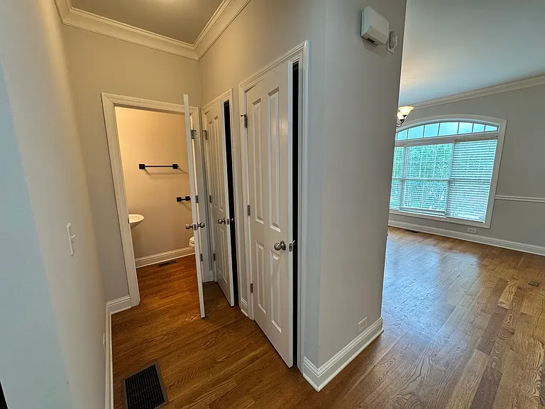 4855 Carre Way — Photo 5