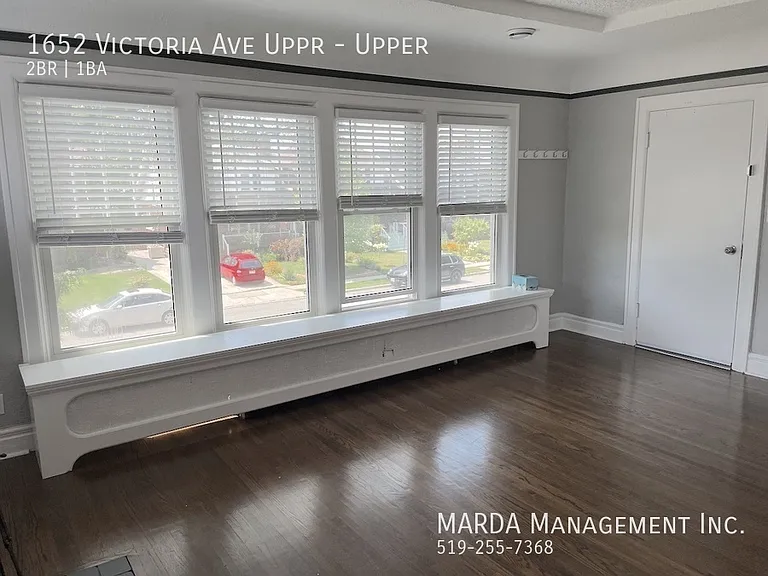 1652 Victoria Ave #UPPER — Photo 5