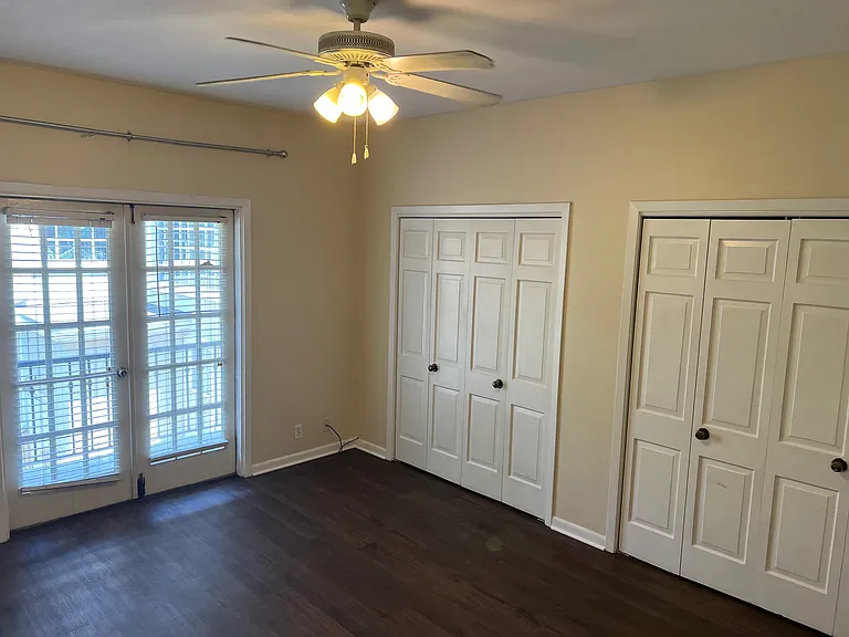 803 Ockley Dr #6 — Photo 11