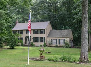 13 Ballard Rd, Derry, NH 03038