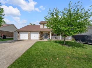 208 Copperfield Ln, Georgetown, KY 40324