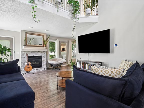 2nd image of 2811 SE 22nd St Unit 820