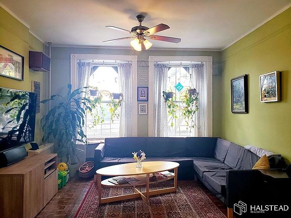 2nd image of 10-29 51st Ave #2