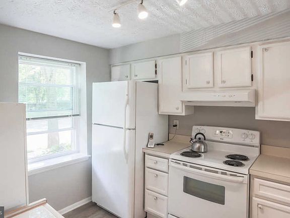 5th image of 8707 Susquehanna St