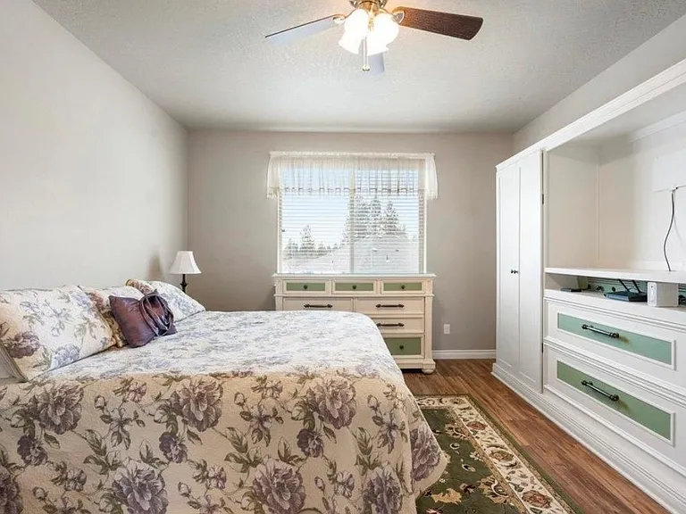 4819 N Emerald Ln — Photo 21