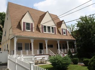 561-565 Westminster Ave, Elizabeth, NJ 07208