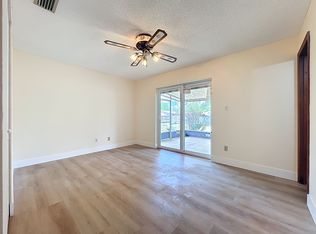 7015 Couperin Blvd ROOM A, Orlando, FL 32818