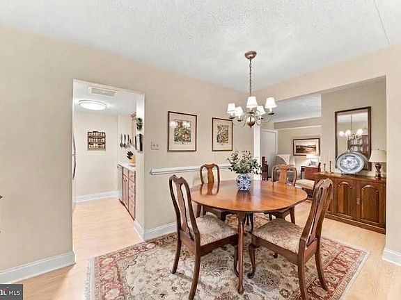 5th image of 800 Avondale Rd APT 7A