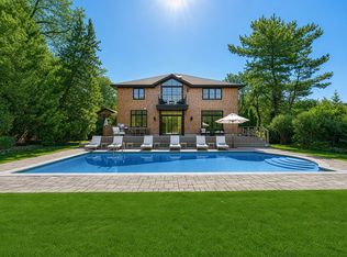 15 Atterbury Rd, Southampton, NY 11968