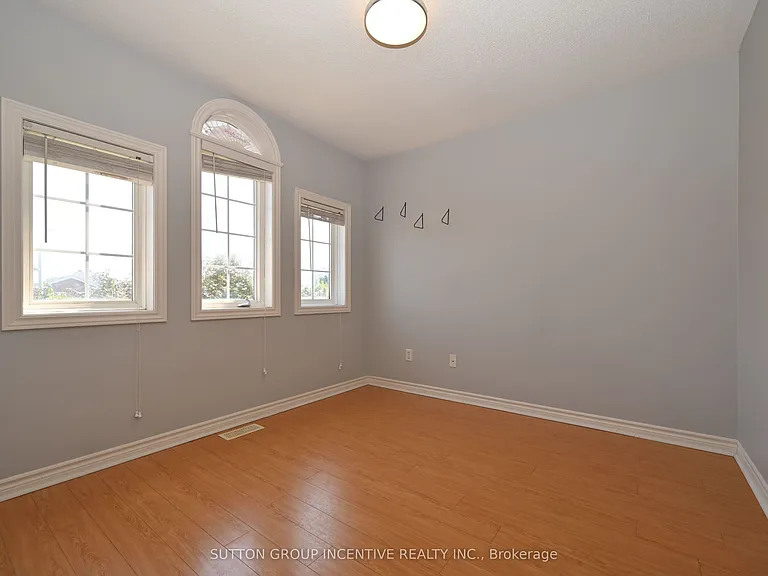 14 Brown Wood Dr — Photo 23
