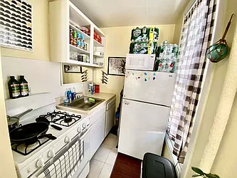 Rented by WIRE International Realty