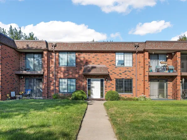 5711 Golden Ct NE APT 36, Cedar Rapids, IA 52402