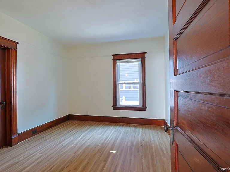 34 Lagrange Ave — Photo 14