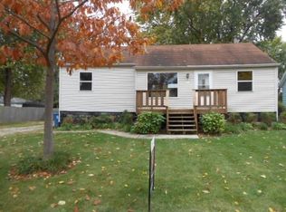 2305 University St, Crest Hill, IL 60403