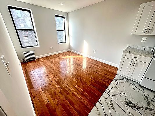 1st image of 4368 Furman Ave #4B