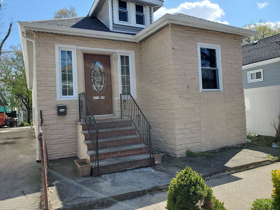 1st image of 17238 127th Ave