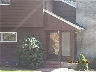5th image of 9 Hilary Ct