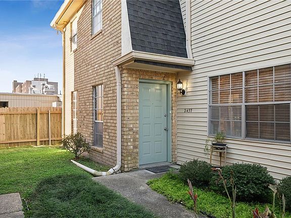 2nd image of 2437 Idaho Ave Unit 2437
