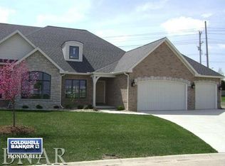 1 Bent Ct, Bloomington, IL