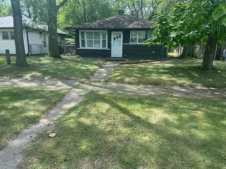 14612 Shepard Dr — Photo 5