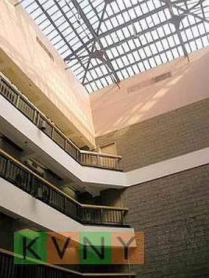 Rented by KVNY Soho | media 9