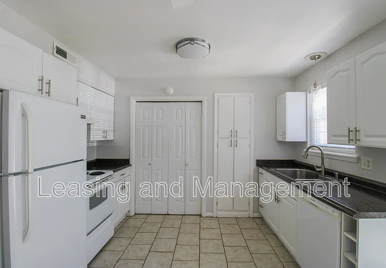 1423 Ashley River Rd #1D — Photo 7