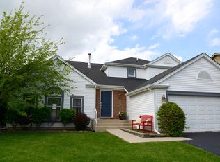 4567 Basswood Dr, Lisle, IL 60532