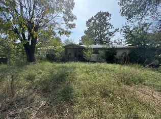11631 S 587th Rd, Miami, OK 74354