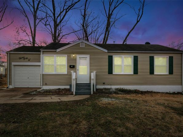 1246 Kilgore Dr, Saint Louis, MO 63137