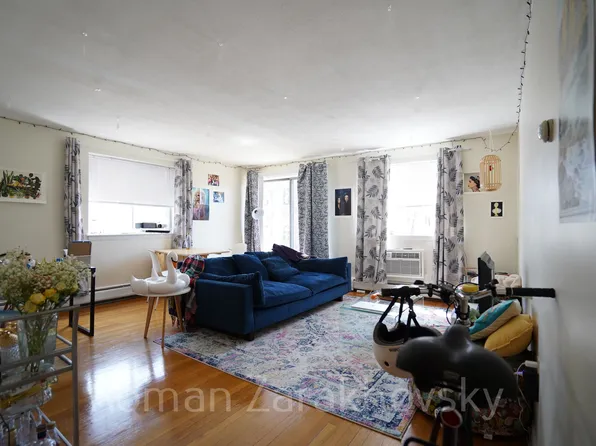 79 Sutherland Rd, Brighton, MA