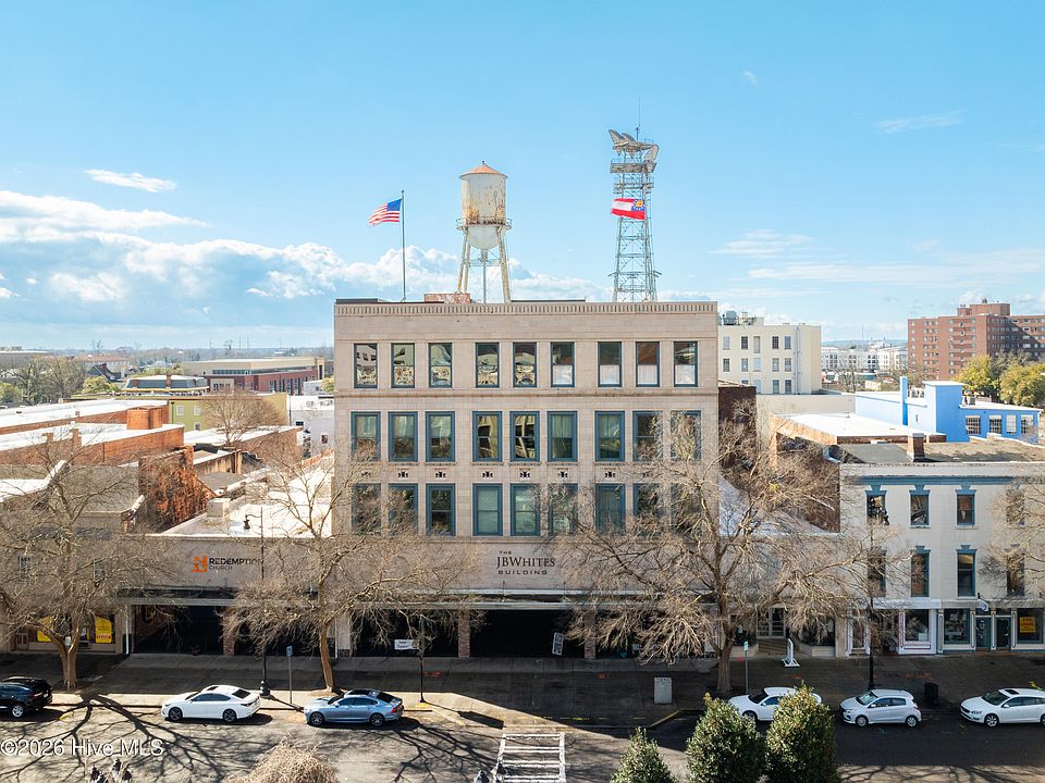 1st image of 936 Broad Street #215
