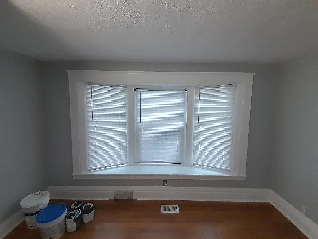 3 bed, 900 sqft, $795 — Photo 4