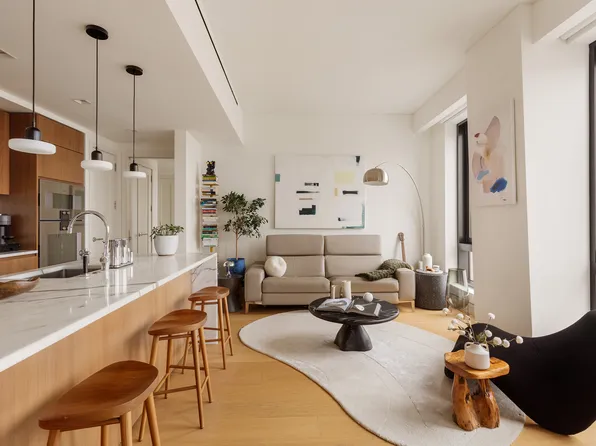 242 Broome Street image 2 of 9