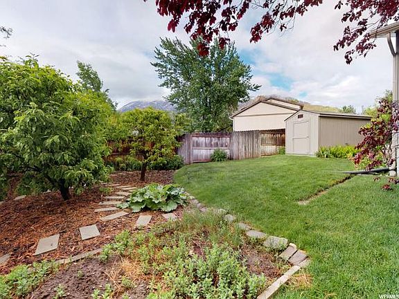 5th image of 3175 E Nutree Dr