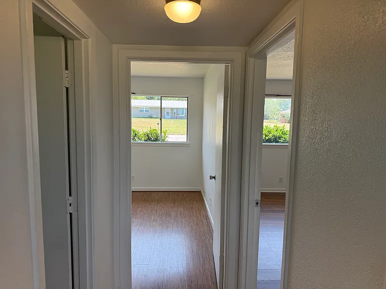 1313 Calaveras St #A — Photo 10