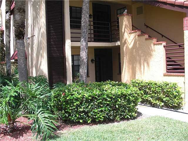 1st image of 6295 Aspen Glen #101