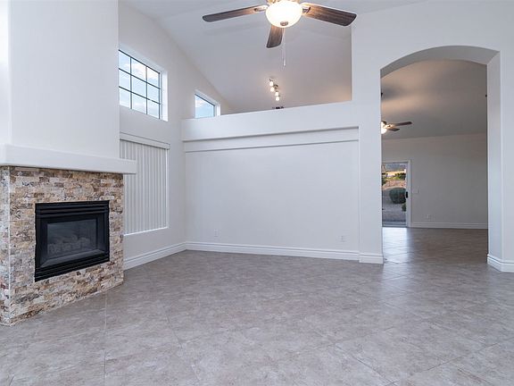5th image of 11946 E Becker Ln