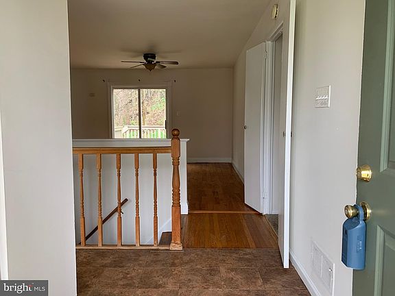 2nd image of 126 Hilldale Ct