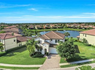 4665 Abaca Cir, Naples, FL 34119