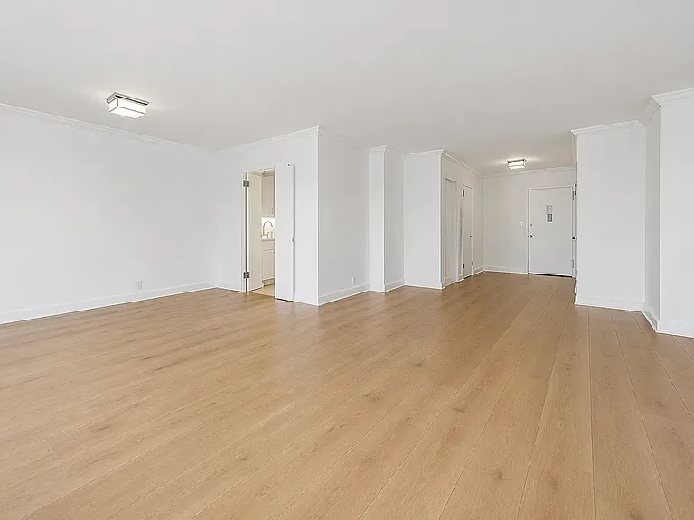 254 E 68th St #5C — Photo 6