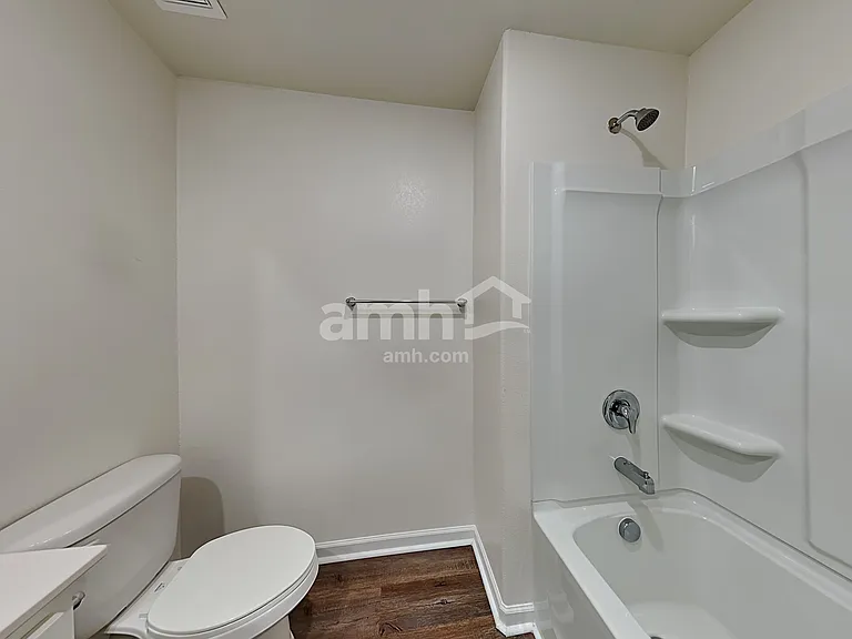 2058 Southlea Dr — Photo 13