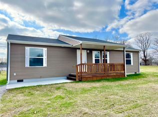 2747 Penns Chapel Rd, Bowling Green, KY 42101