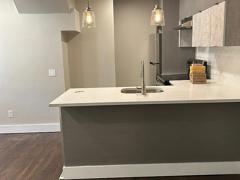 286 S Center St #5 — Photo 1