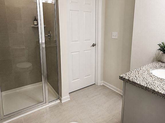 4th image of 5 Sadie Cir #5105