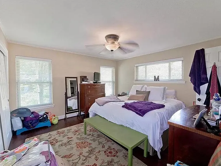 6215 Saratoga Cir — Photo 11